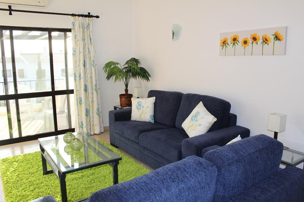 אלבור Alto Club Apartments חדר תמונה